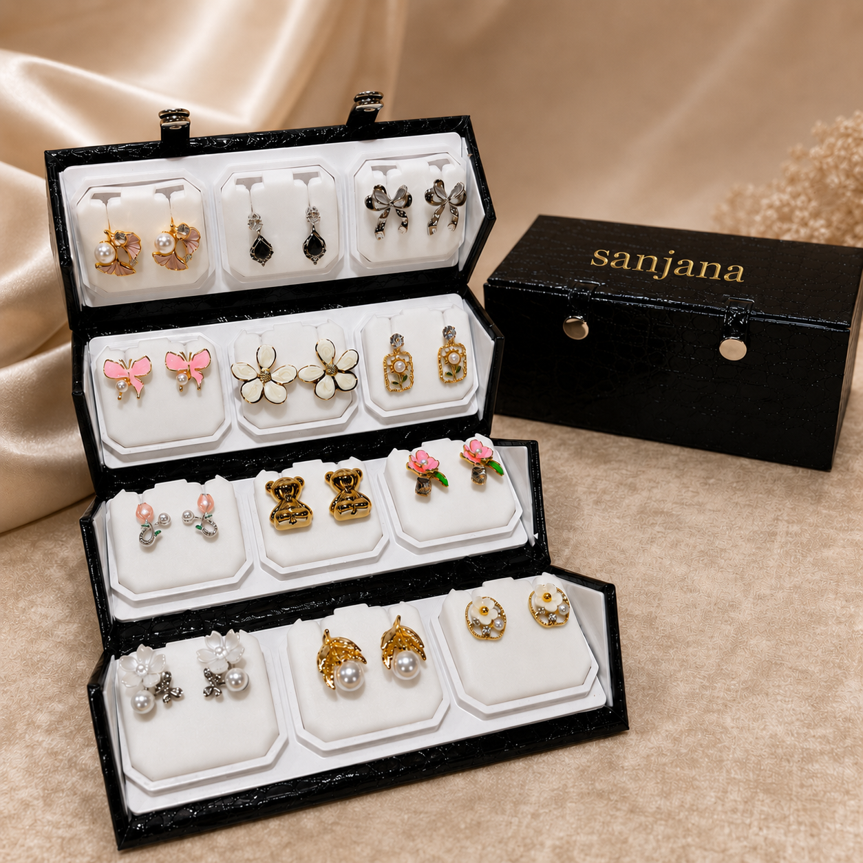 Personalised Earring Gift Box Her Name in Gold
